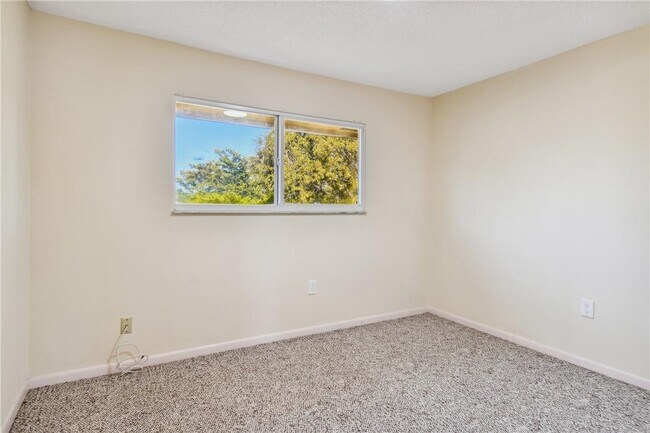 Foto del edificio - 541 NW 205th Ave