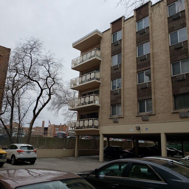 Foto del edificio - 2772 E 75th St