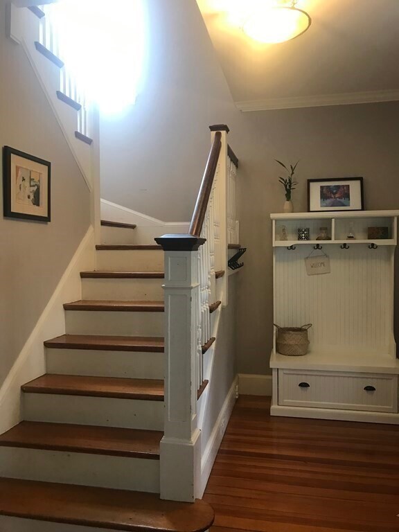 Foto del edificio - 147 Perham St