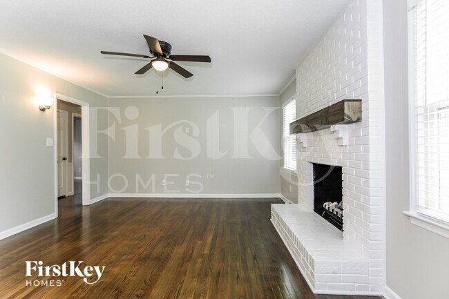 Building Photo - 524 Jasin Dr