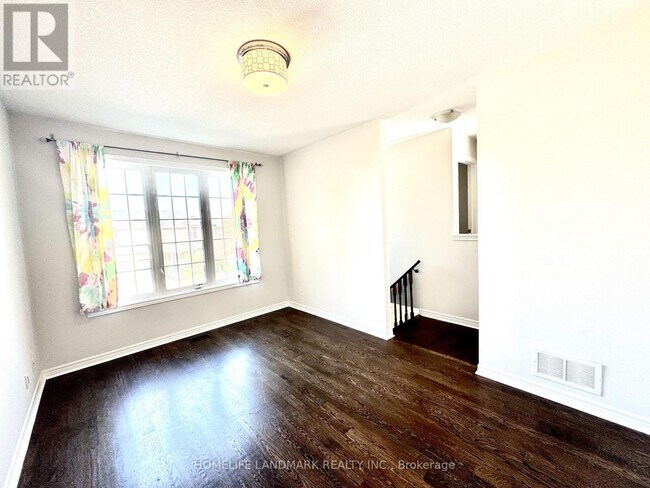 Building Photo - 113 Mynden Way