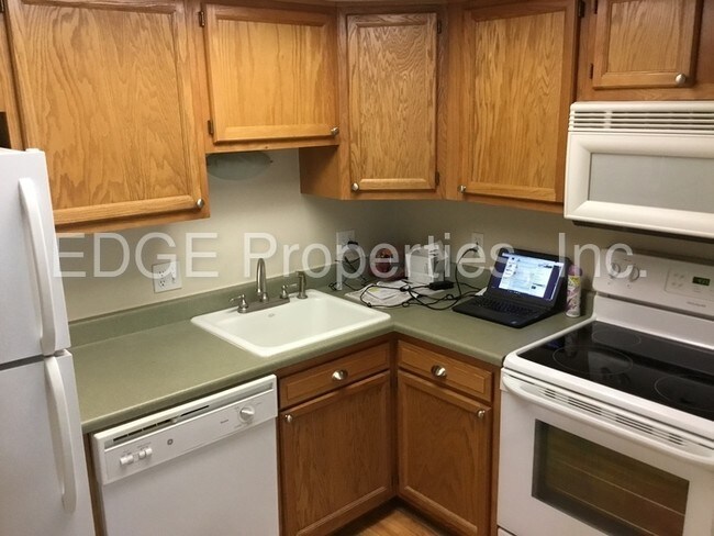 Foto del edificio - 8701 Huron St