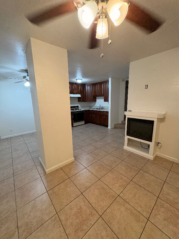 Foto del edificio - 4972 Baltimore Dr