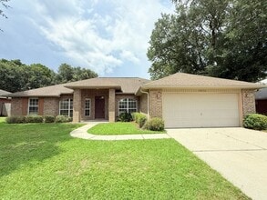 Building Photo - 5836 Chi Chi Cir