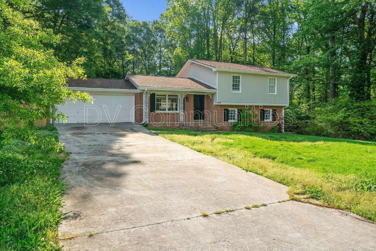 Photo - 4780 Bell Cir Se