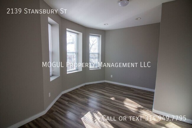 Foto del edificio - SINGLE FAMILY HOME!! 3 bed 2 bath - Renova...