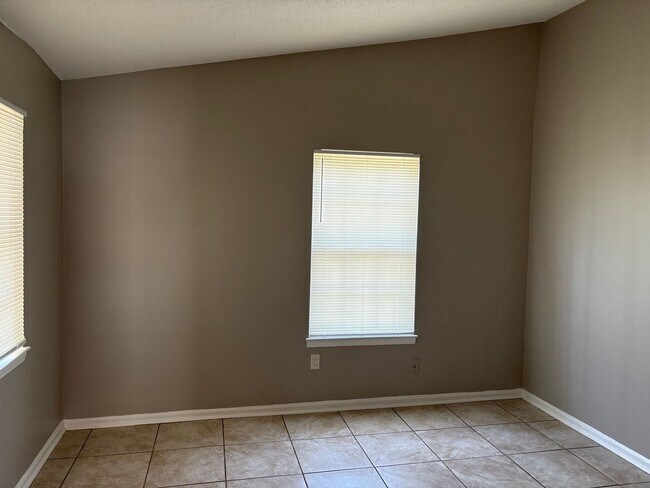 Foto del edificio - Newly Listed Home in Oakhaven