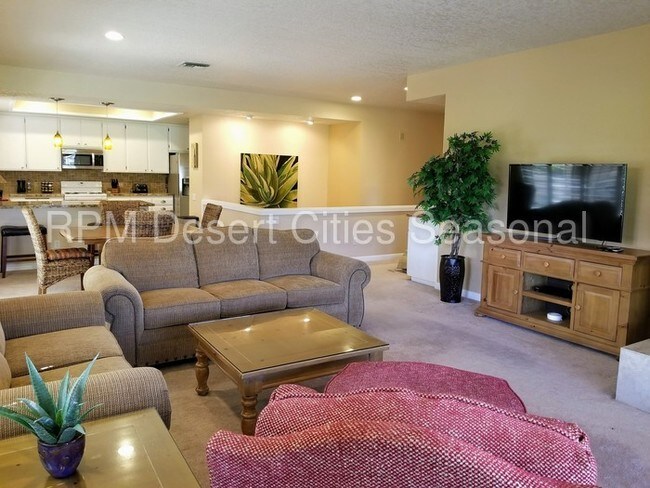 Building Photo - Splendid Duna La Quinta Condo
