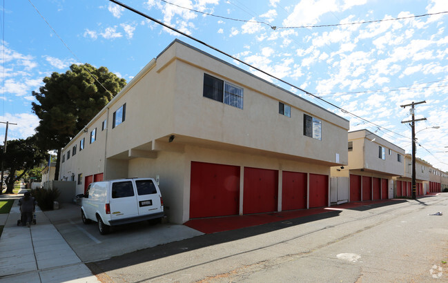 Building Photo - Beachwalk Apartments - 519