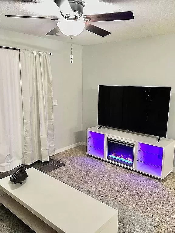 Foto del edificio - 740 Magnolia Ln
