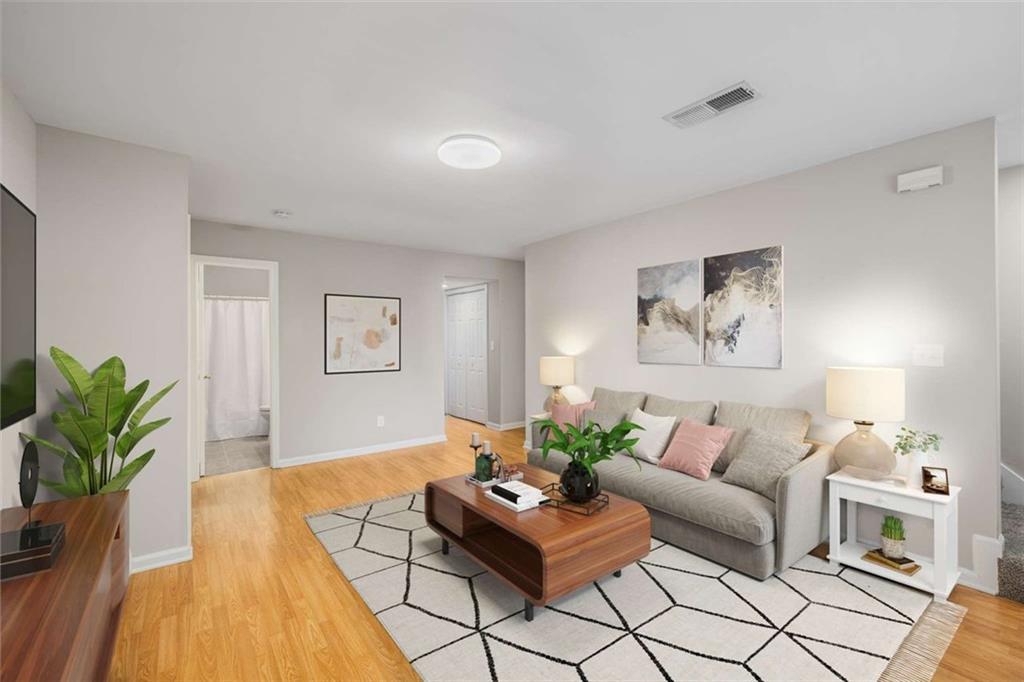 Primary Photo - 1738 Taylor St NW