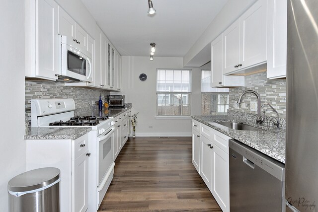 Building Photo - 12 Wildwood Ct