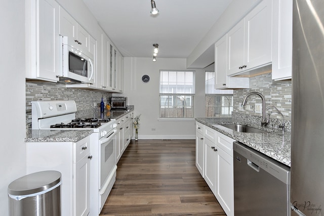 Foto del edificio - 12 Wildwood Ct