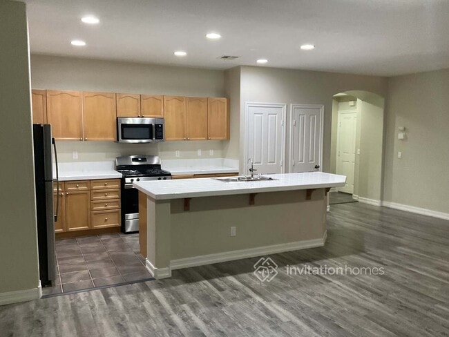 Building Photo - 9328 Longhorn Falls Ct