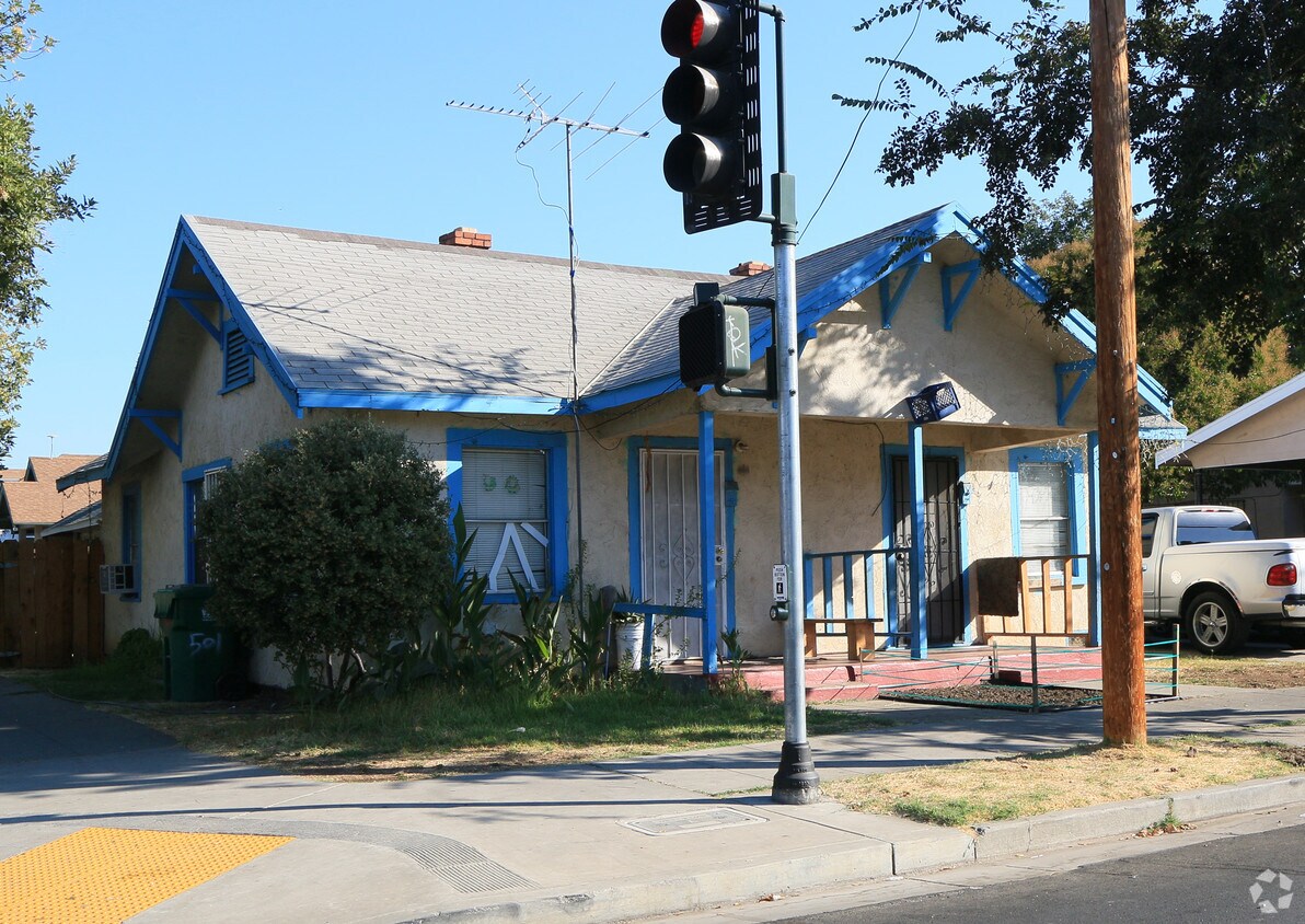 Primary Photo - 501-503 E. 4th/5115 Calif