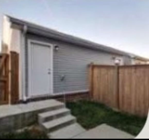 Building Photo - 2026 Hickory Brook Dr