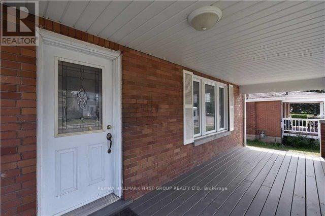 Building Photo - 93 Park Rd S