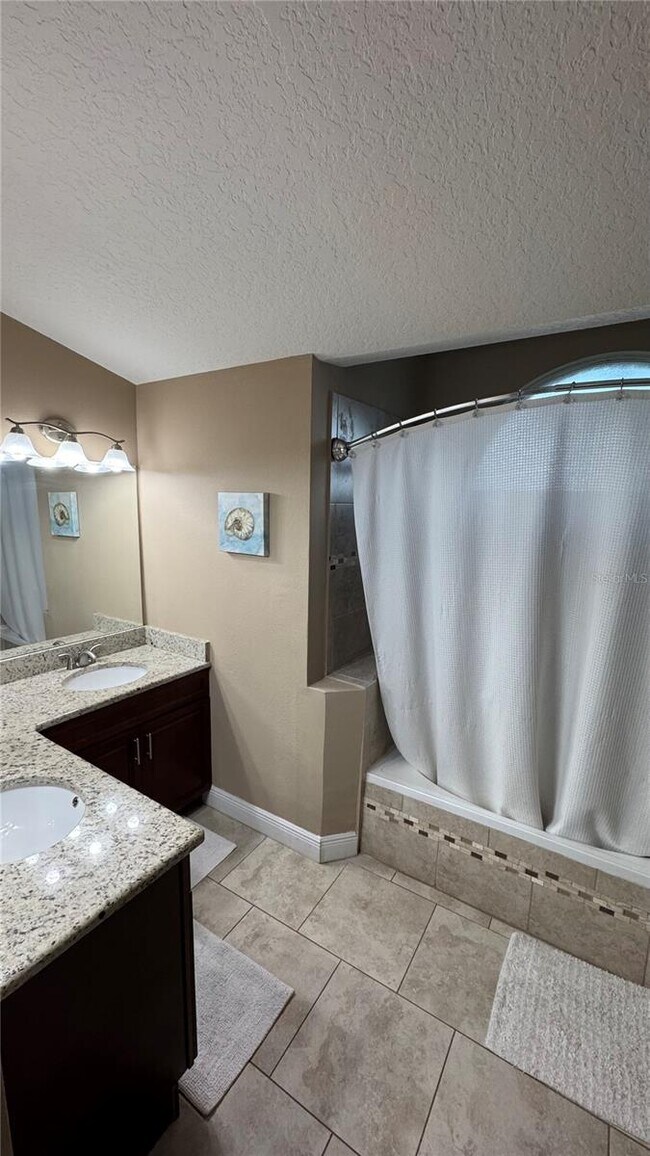 Foto del edificio - 3923 Blackberry Cir