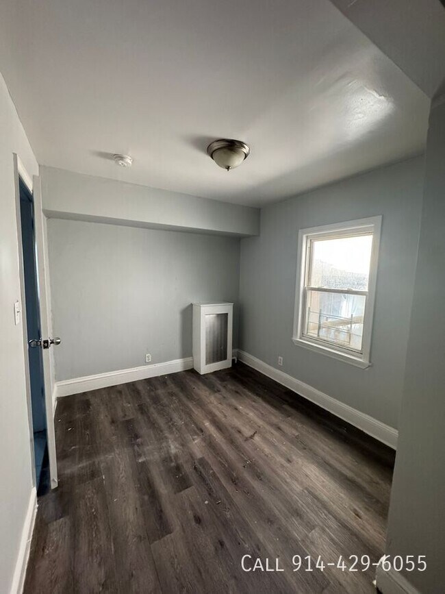 Foto del edificio - 122 Oak St
