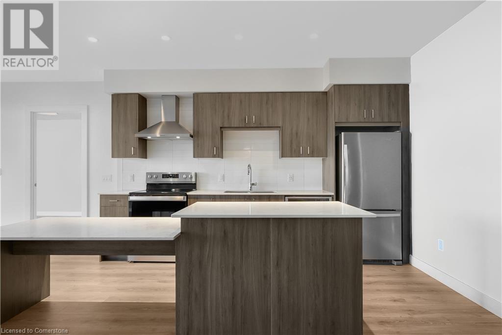 Primary Photo - 15 Glebe St
