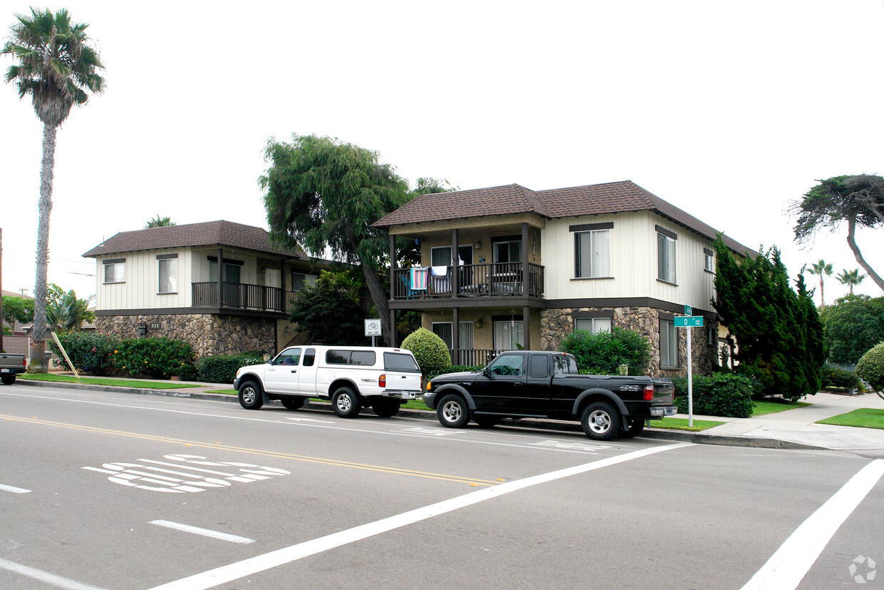 Primary Photo - 333 W D St