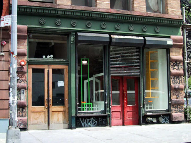 Storefront - 30 Bond St