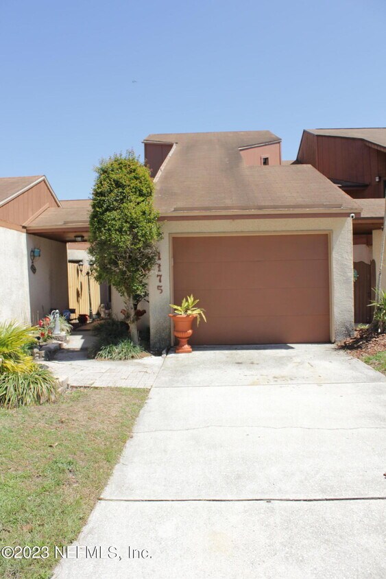 1175 Romaine Cir E, Jacksonville, FL 32225 House Rental in