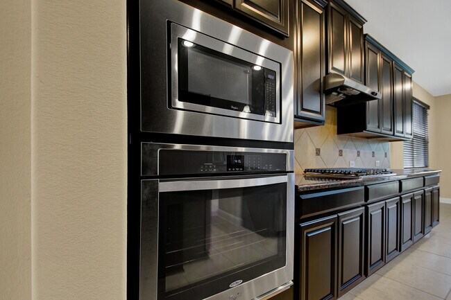 Foto del edificio - 22635 Cutter Mill Dr