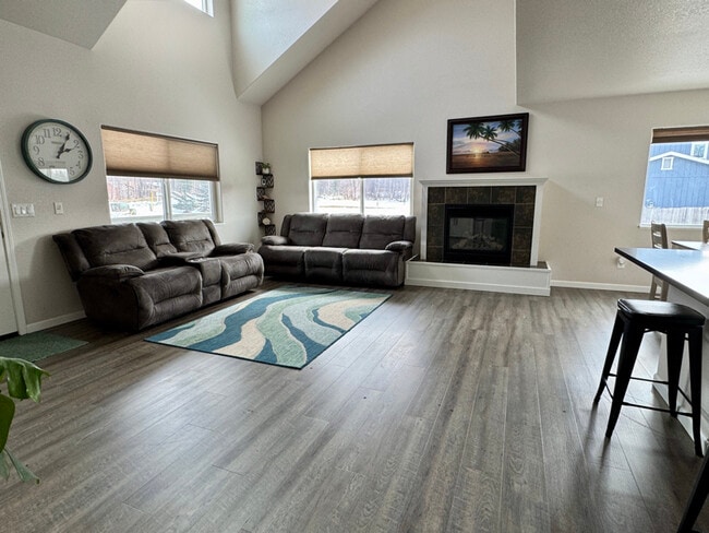 Building Photo - 4526 Ryder Dr