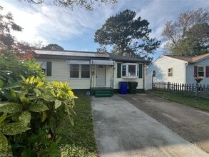 Building Photo - 4556 Dora Cir