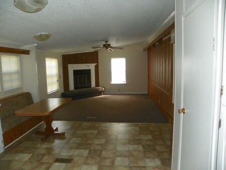 Foto del edificio - 172 Cottonhill Rd