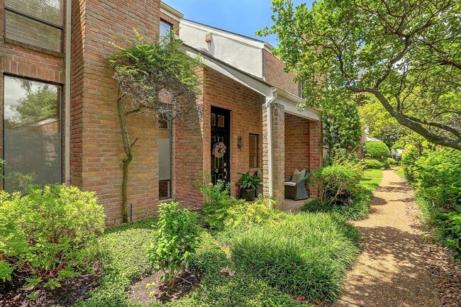 Foto del edificio - 2901 Bammel Ln
