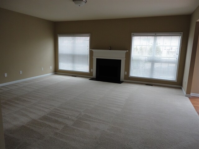 Building Photo - 327 Meadowcrest Circle