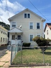 Building Photo - 91 Lamson St