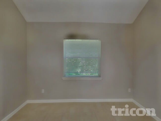 Building Photo - 3382 Millcrest Pl