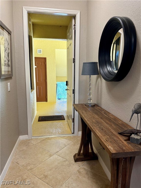 Building Photo - 9735 Acqua Ct
