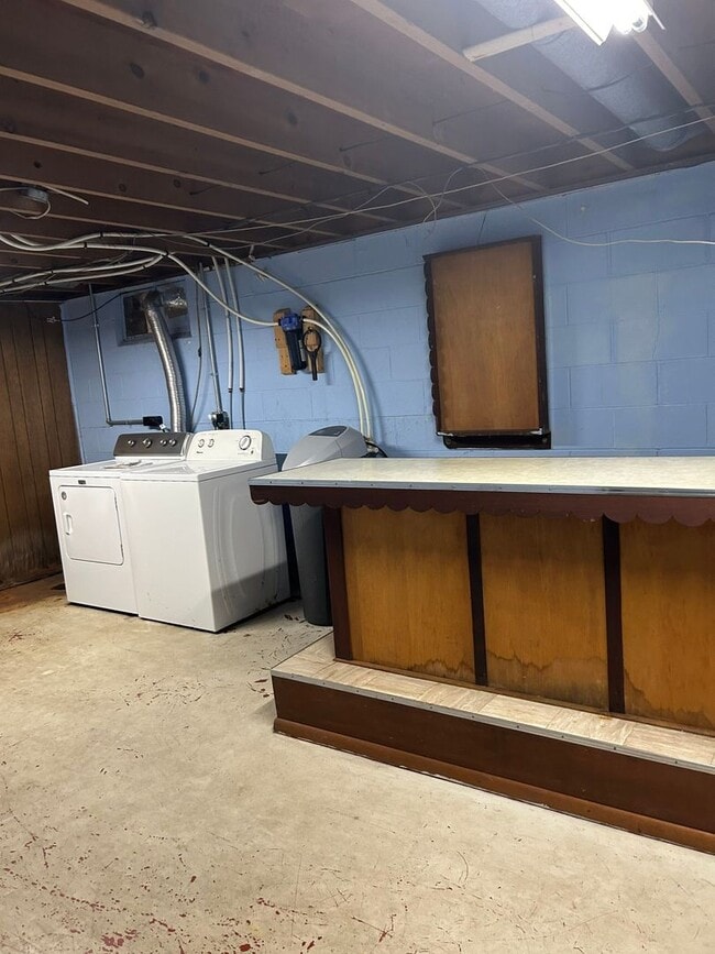 Foto del edificio - 3 Bedroom, 2 bath in the quiet Woodcliff Acres community