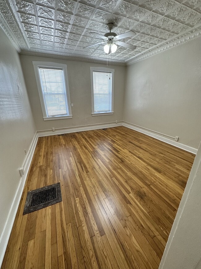 1635 White St Unit 1, Dubuque, IA 52001 Condo for Rent in Dubuque, IA