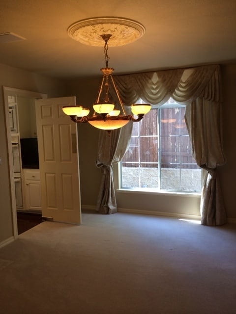 Building Photo - Executive Home for the Holidays! (Pool)
