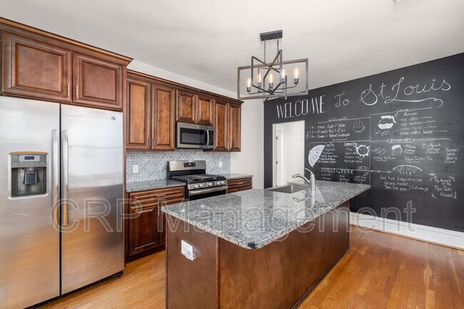 Building Photo - 4554 Chouteau Ave