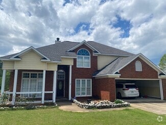 Building Photo - 6517 Steubenville Dr