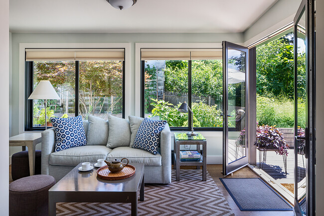 Sunroom off the Kitchen - 437 State St