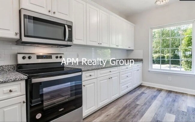 Foto del edificio - Easly Living Townhome