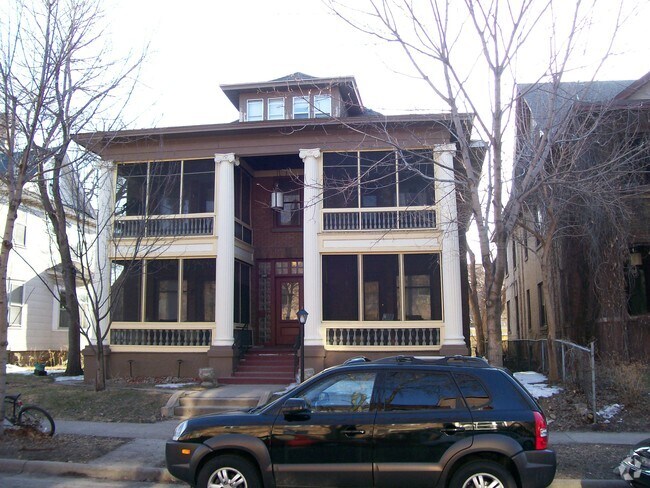 Foto del edificio - 2445-2447 Aldrich Ave S