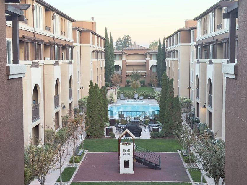 Foto principal - 801 S Winchester Blvd