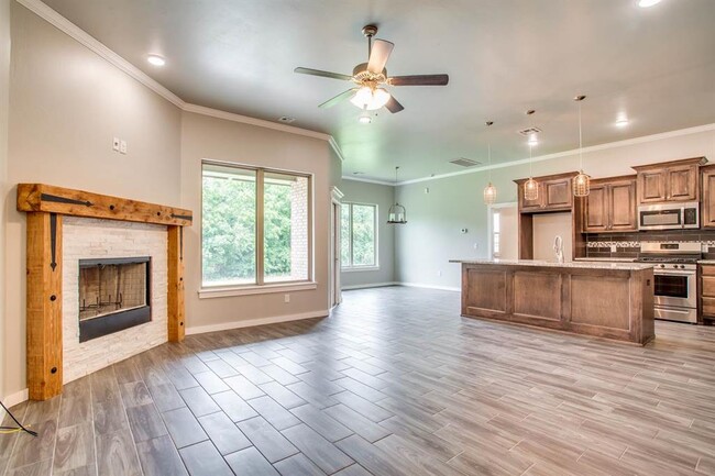 Foto del edificio - 4624 Rush Spring