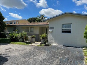 Building Photo - 5966 NW 15th Ct