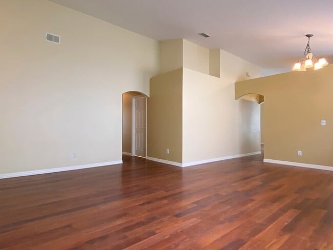 Building Photo - 14936 Faberge Dr