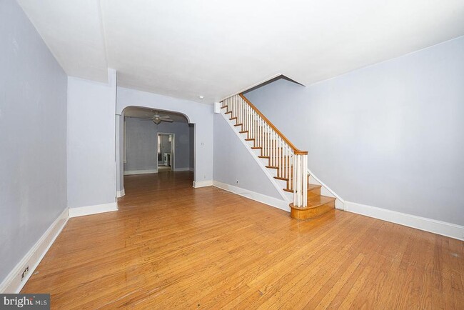 Building Photo - 3929 Terrace St