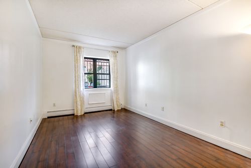 Foto del edificio - 110 E 118th St